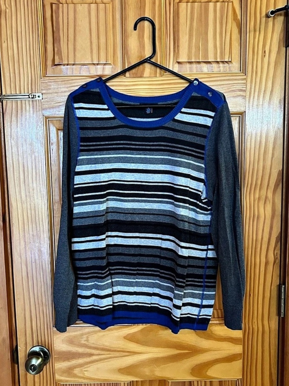 Tommy Hilfiger Women’s Striped Crew Neck Sweater - Size XL